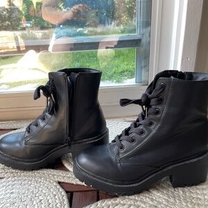 COPY - Women’s chunky combat boots
